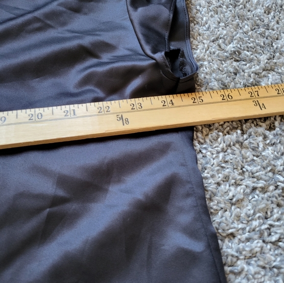 Black Satin Kimono one size Victoria's Secret - Picture 9 of 9